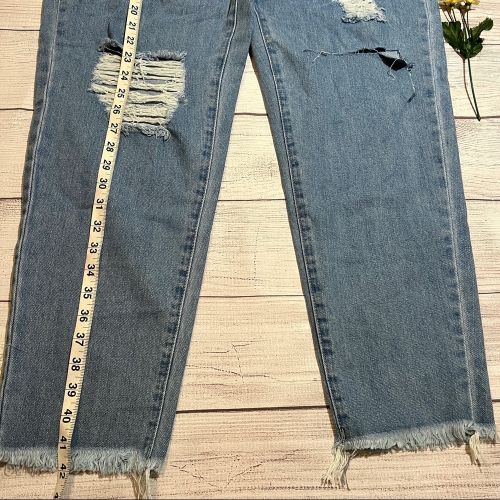 Misguided Denim Riot High Rise Slit Rip Mom Jeans - Picture 11 of 16